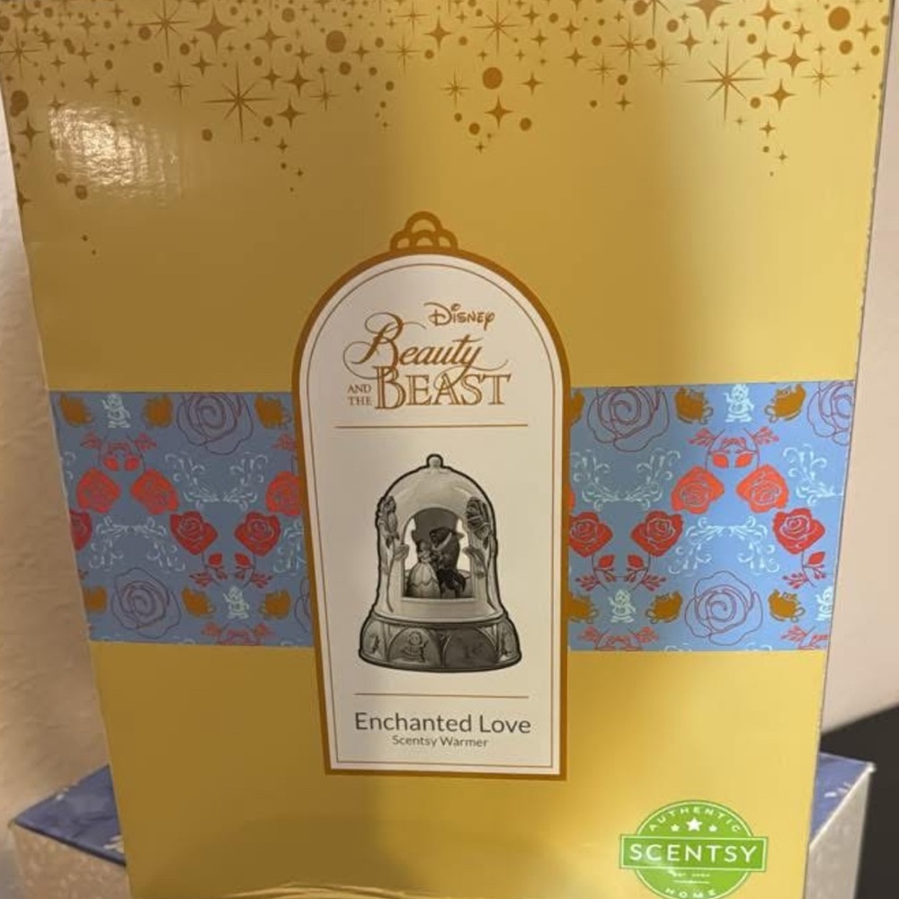 Scentsy Beauty and the Beast Enchanted Love Warmer - Yellow and Blue